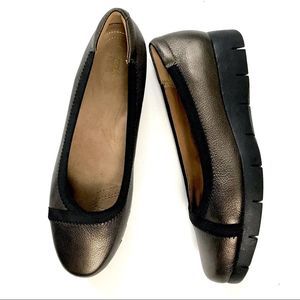 New✨ CLARKS Wedge Flats